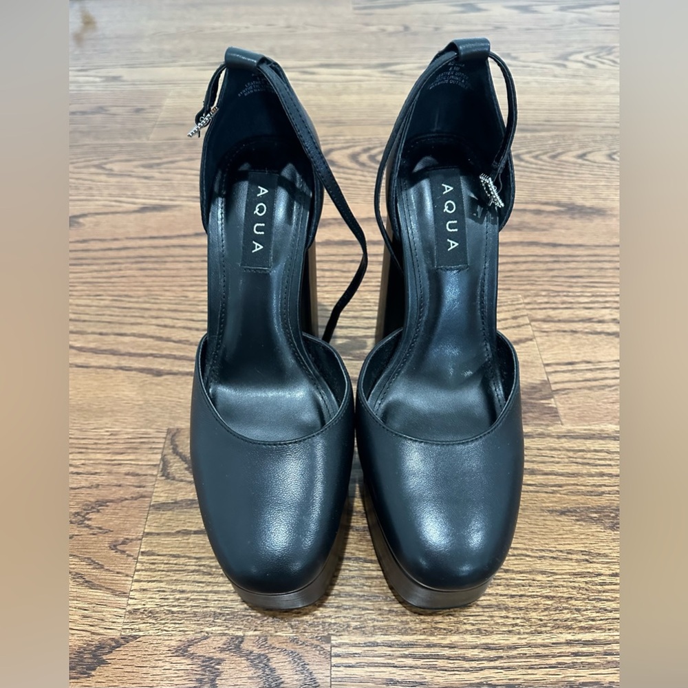 Aqua women’s Lisa Black Pumps Platform Heels Size 8.5